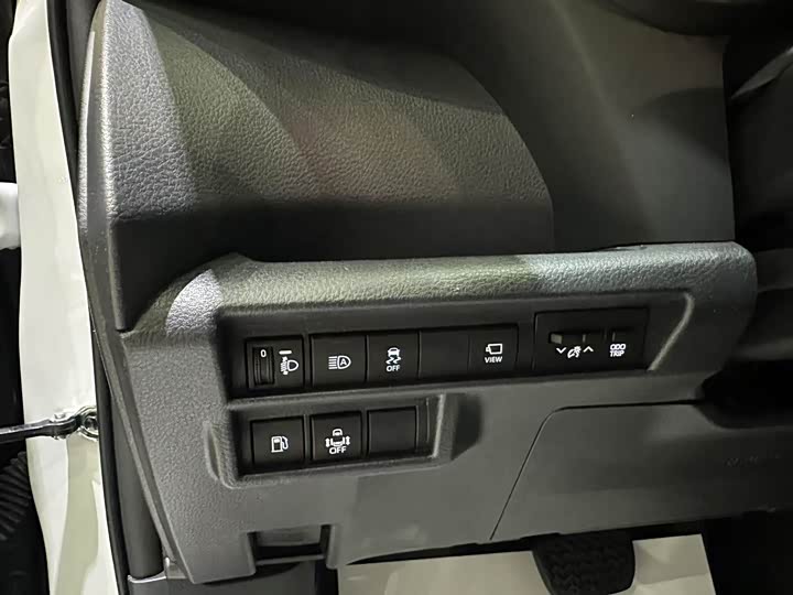 Toyota Granvia 2024 2024款 2.5L混动 尊贵PLUS版