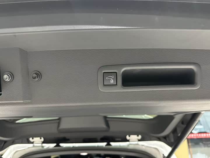 Toyota Granvia 2024 2024款 2.5L混动 尊贵PLUS版