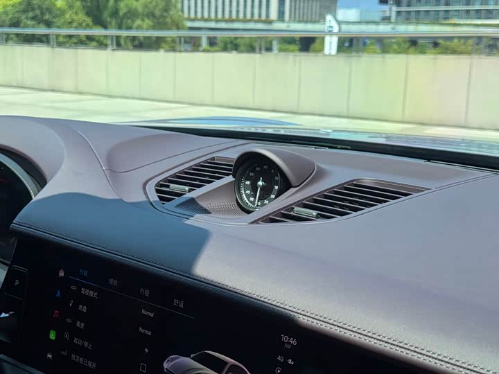 Porsche Panamera 2024 2024款 Panamera 行政加长版 2.9T