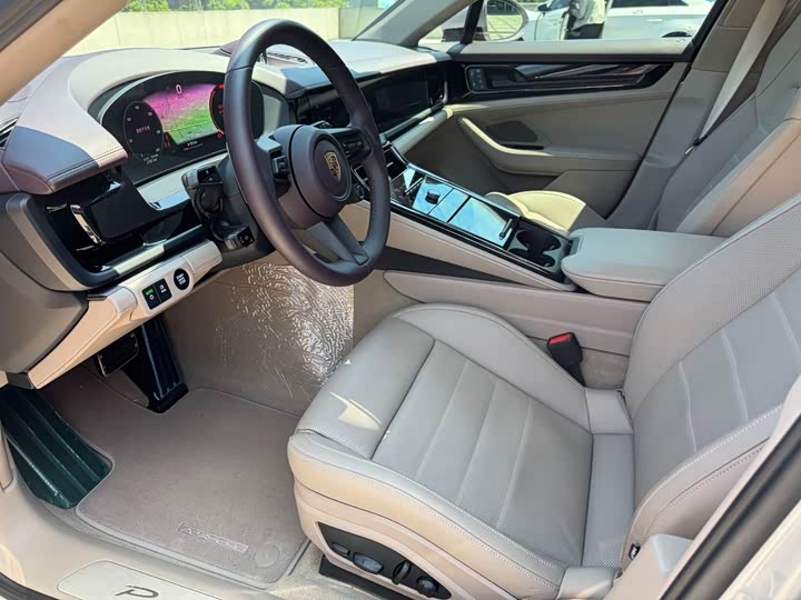 Porsche Panamera 2024 2024款 Panamera 行政加长版 2.9T