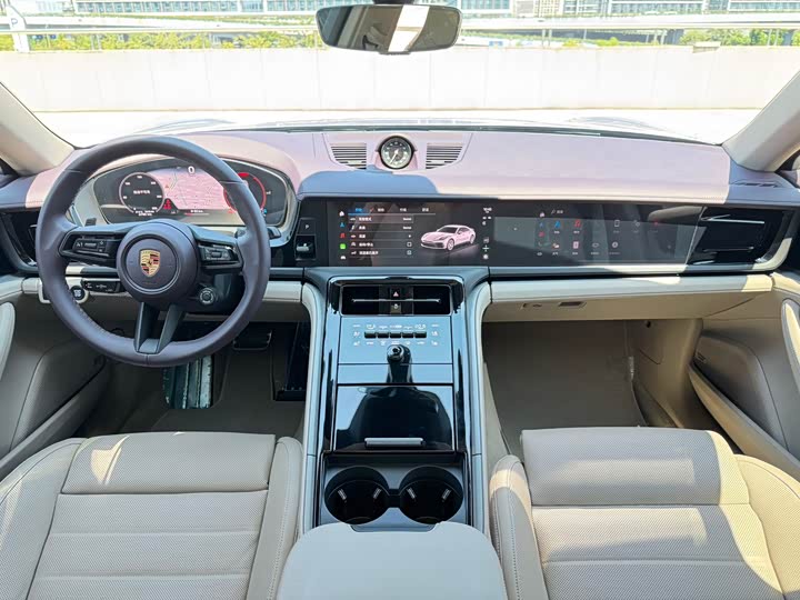 Porsche Panamera 2024 2024款 Panamera 行政加长版 2.9T