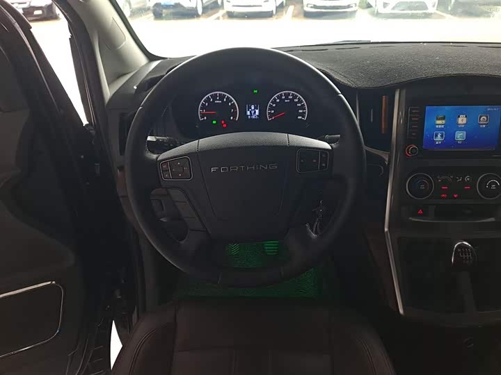 Dongfeng Forthing Lingzhi Plus 2021 2021款 2.0L 手动豪华型 7座