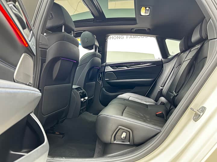 BMW 6 Series GT 2022 2022款 630i M运动套装