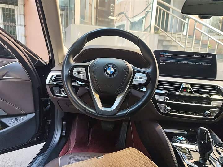 BMW 5 Series Hybrid 2022 2022款 改款 535Le 豪华套装