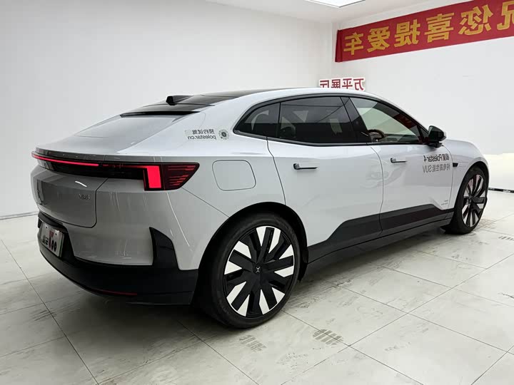 Polestar 4 2023 2023款 单电机标准续航PLUS