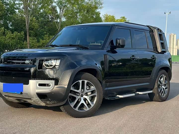 2025 Land Rover Defender