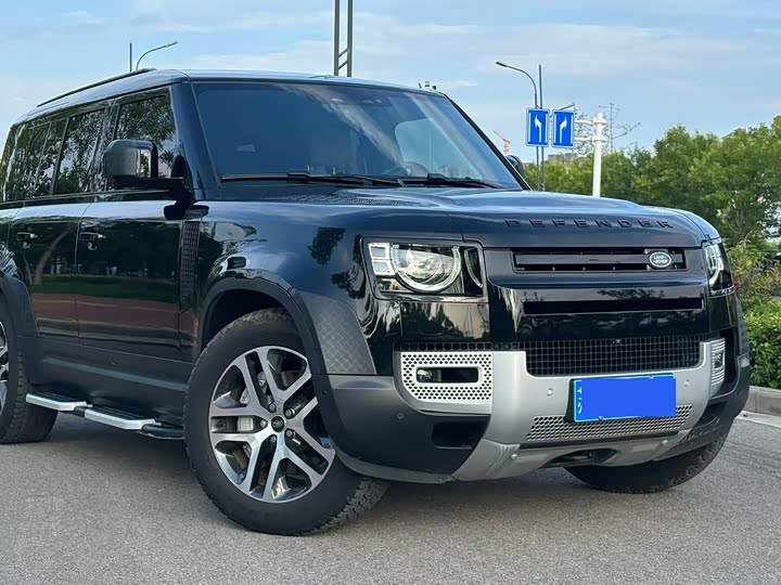 2025 Land Rover Defender