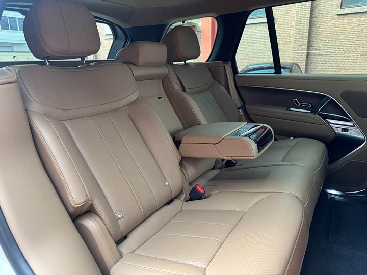 Land Rover Range Rover 2025 2025款 3.0 L6 360PS 盛世版