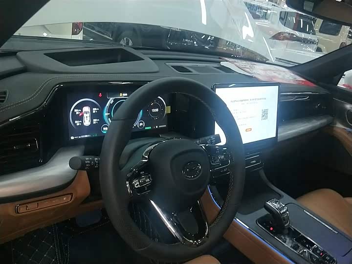 GAC Trumpchi ES9 2024 2024款 PHEV 143km 旅行者 Max