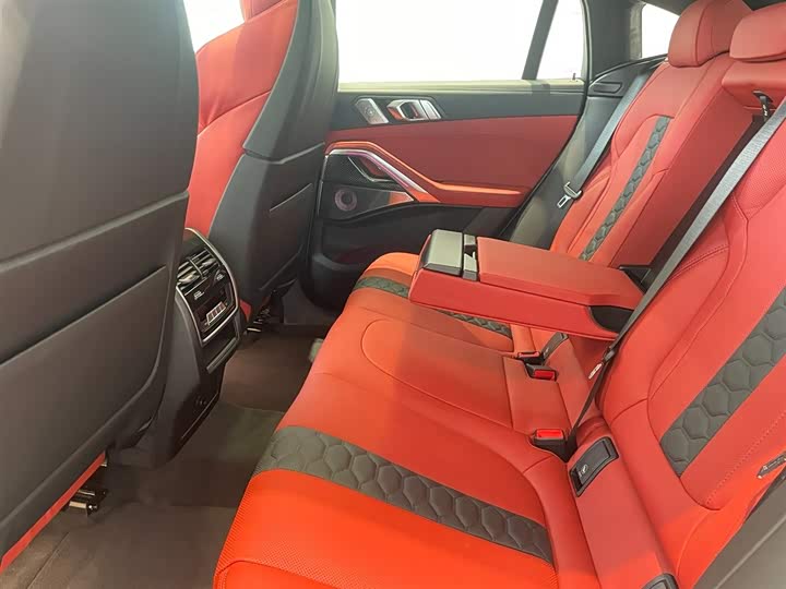 BMW X6 M 2023 2023款 X6 M 雷霆版