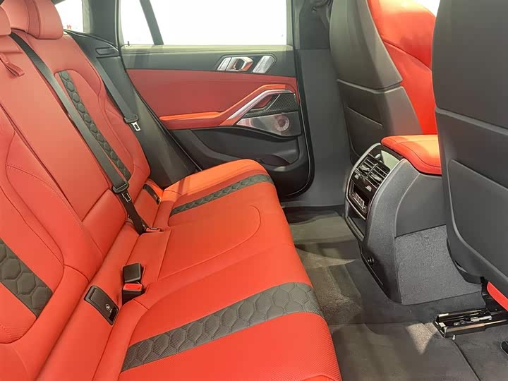 BMW X6 M 2023 2023款 X6 M 雷霆版