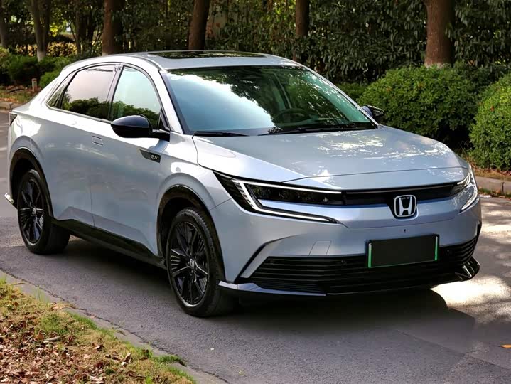 2024 Honda e:NP2