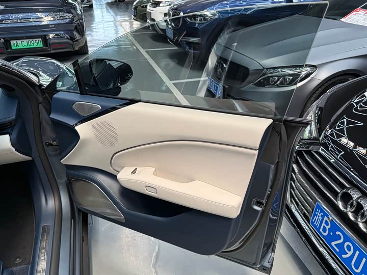 Zeekr 007 2024 2024款 后驱版 75kWh