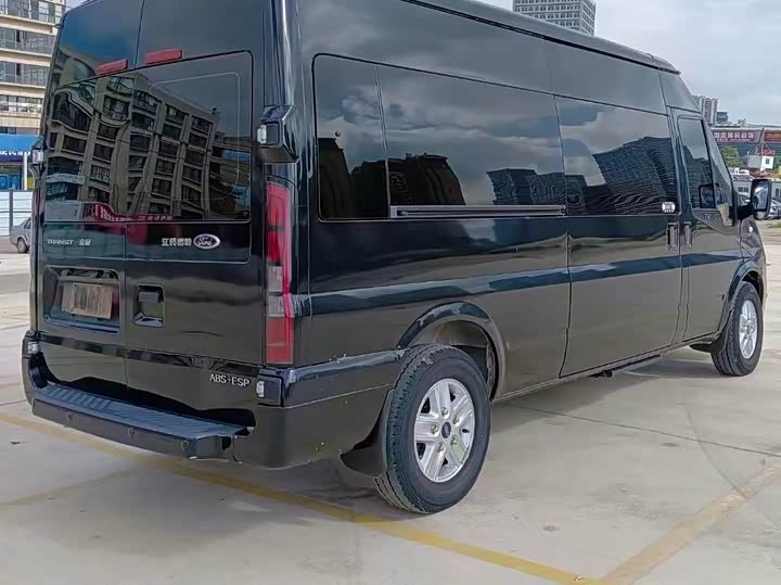 Ford Transit New 2021 2021款 2.2T手动物流车Pro长轴7座中顶国VI