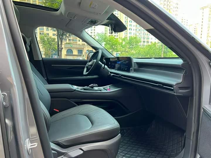 Ford Edge 2025 2025款 锐界L 2.0T EcoBoost 两驱七座时尚型