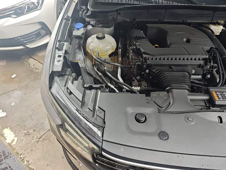 Ford Edge 2025 2025款 锐界L 2.0T EcoBoost 两驱七座时尚型