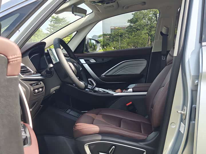 Geely Jiaji 2022 2022款 1.8TD DCT白金豪华型