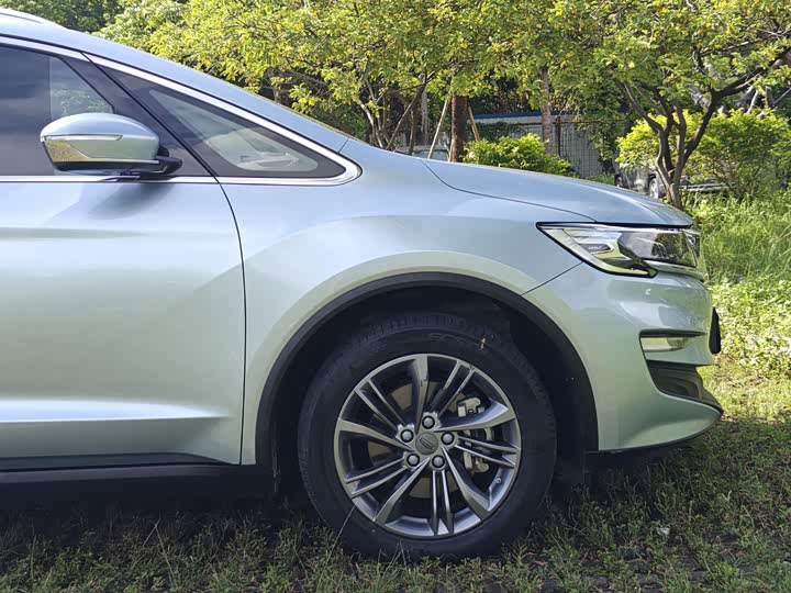 Geely Jiaji 2022 2022款 1.8TD DCT白金豪华型