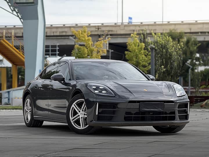 Porsche Panamera 2024 2024款 Panamera 行政加长版 2.9T