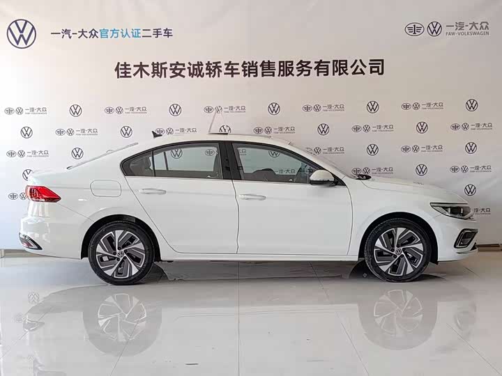 Volkswagen Bora 2025 2025款 200TSI DSG悦行导航版