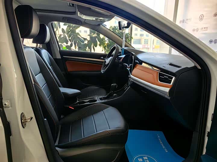 Volkswagen Bora 2025 2025款 200TSI DSG悦行导航版