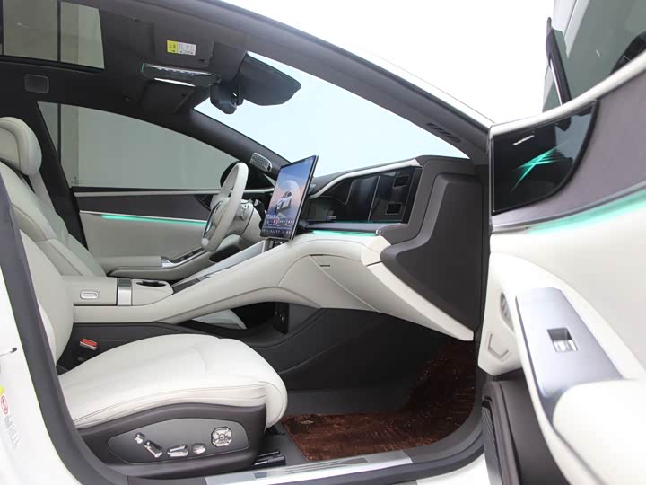 Denza Z9 2024 2024款 1100km 四驱Max版