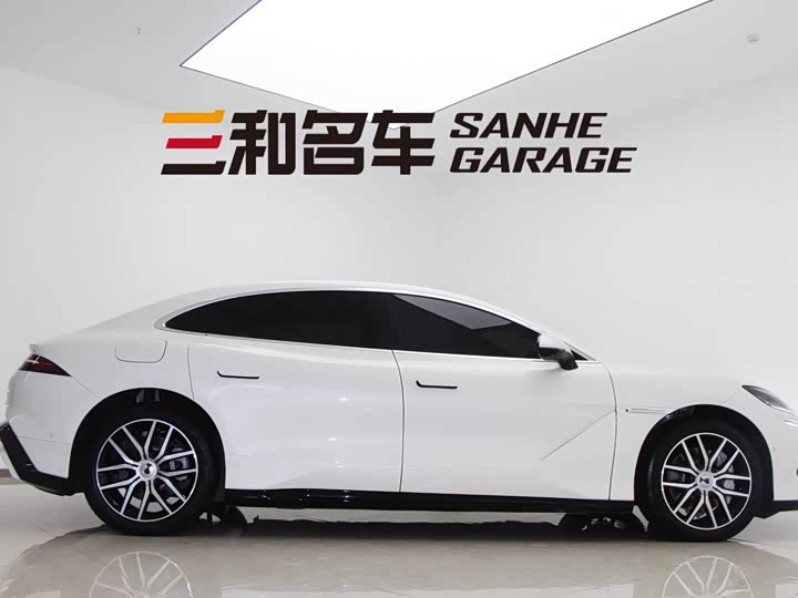 Denza Z9 2024 2024款 1100km 四驱Max版