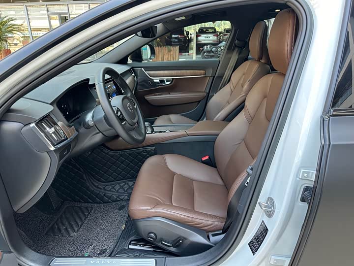 Volvo V90 2023 2023款 Cross Country B5 AWD 智远版