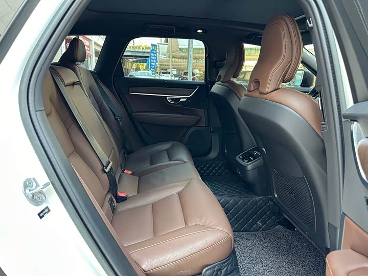 Volvo V90 2023 2023款 Cross Country B5 AWD 智远版