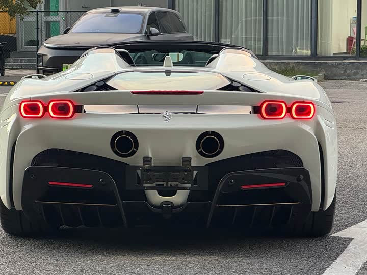 Ferrari SF90 2021 2021款 3.9T V8 Spider