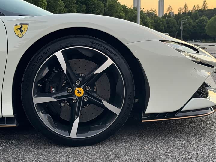 Ferrari SF90 2021 2021款 3.9T V8 Spider