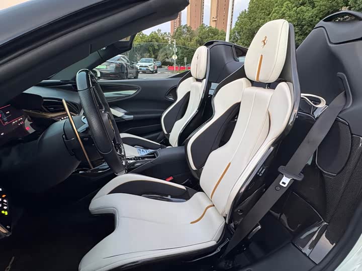 Ferrari SF90 2021 2021款 3.9T V8 Spider