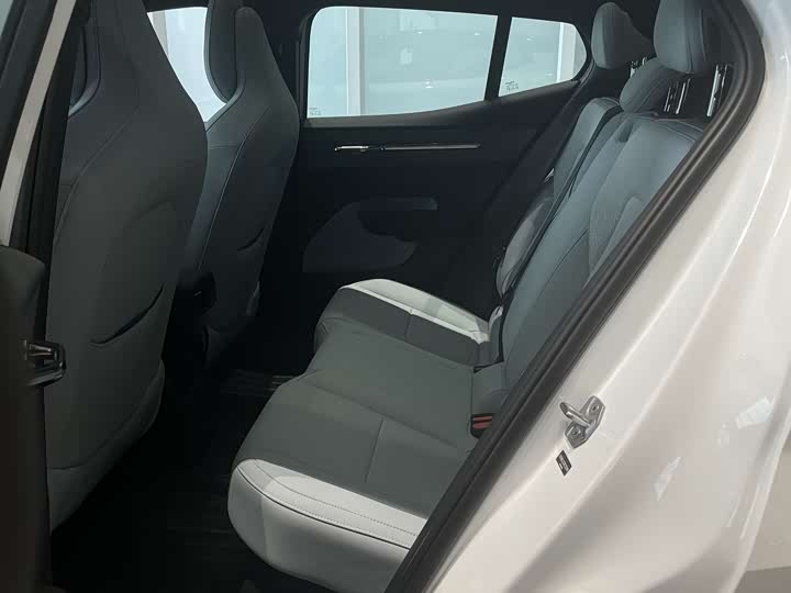 Volvo EX30 2025 2025款 后驱长续航版 Plus