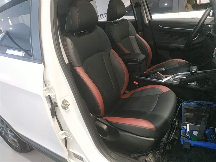 Geely Vision X3 2021 2021款 PRO 1.5L CVT尊贵型