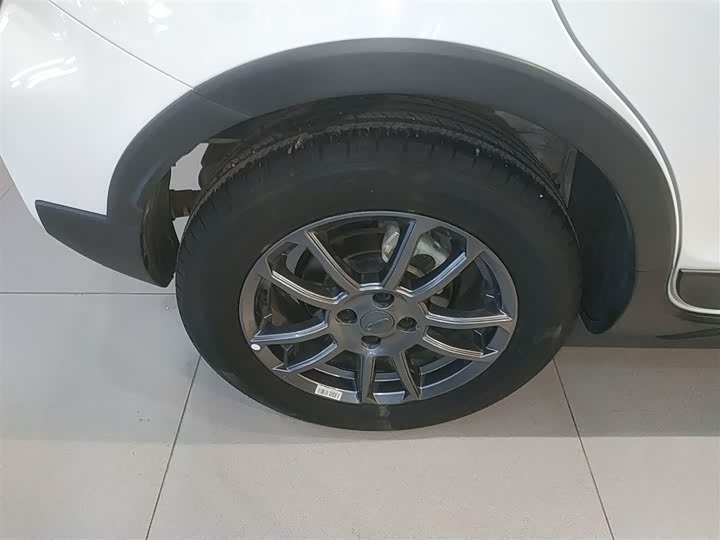 Geely Vision X3 2021 2021款 PRO 1.5L CVT尊贵型