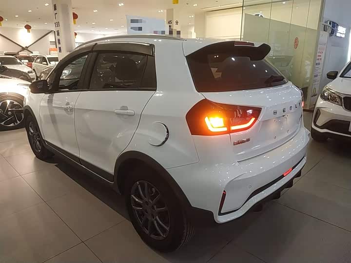 Geely Vision X3 2021 2021款 PRO 1.5L CVT尊贵型