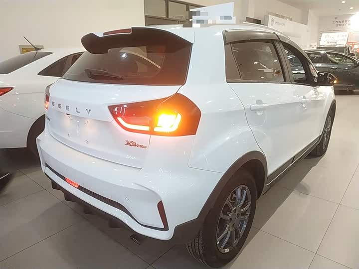 Geely Vision X3 2021 2021款 PRO 1.5L CVT尊贵型