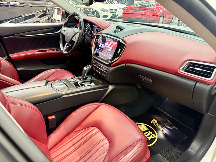 Maserati Ghibli 2021 2021款 2.0T 锋芒版