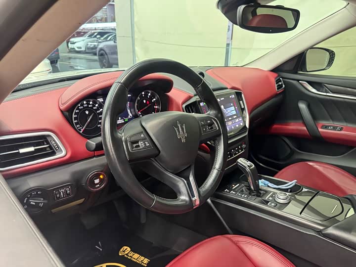 Maserati Ghibli 2021 2021款 2.0T 锋芒版