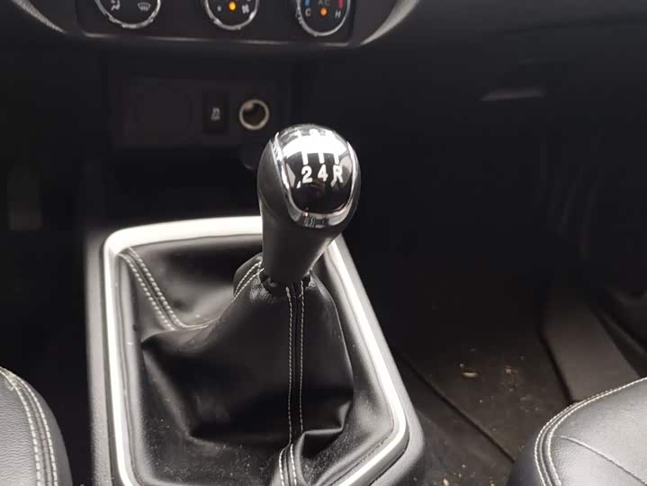 Dongfeng Rich 2021 2021款 2.4L汽油两驱创业版基型车2TZD