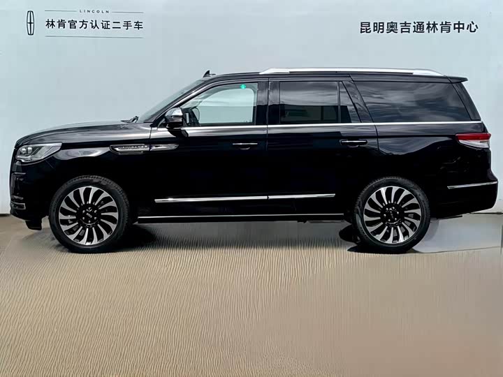 2024 Lincoln Navigator