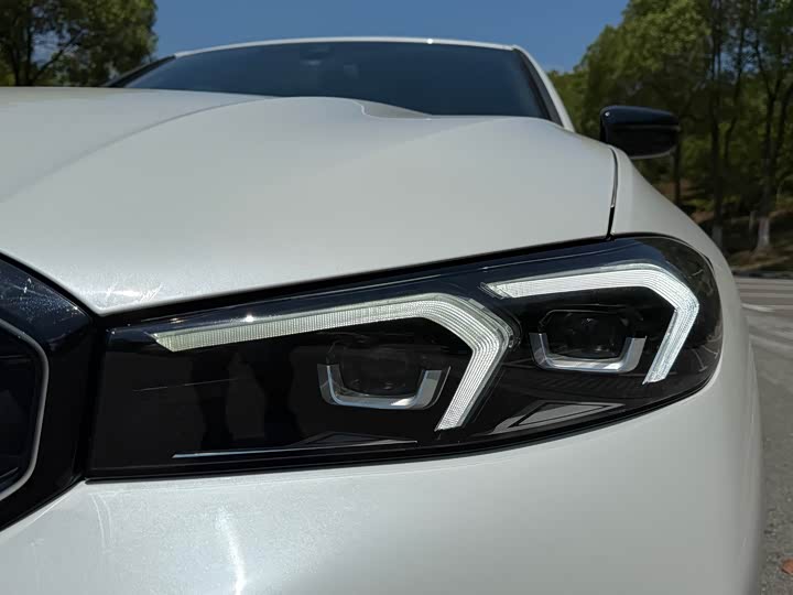 BMW 3 Series 2025 2025款 330i M运动曜夜套装