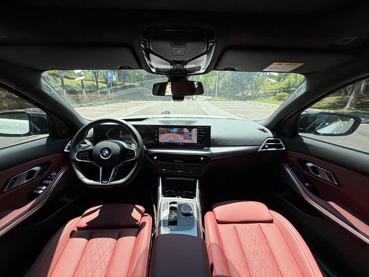 BMW 3 Series 2025 2025款 330i M运动曜夜套装