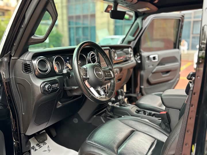 Jeep Wrangler 2022 2022款 2.0T 高地四门版