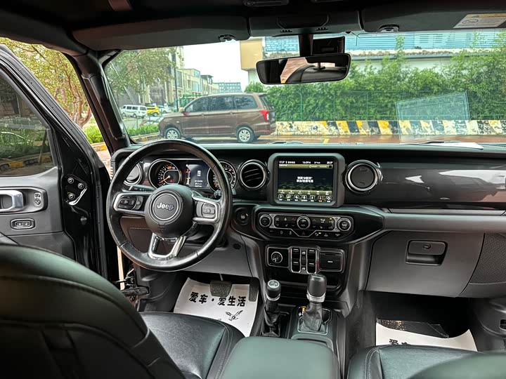 Jeep Wrangler 2022 2022款 2.0T 高地四门版