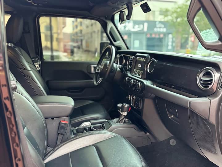 Jeep Wrangler 2022 2022款 2.0T 高地四门版