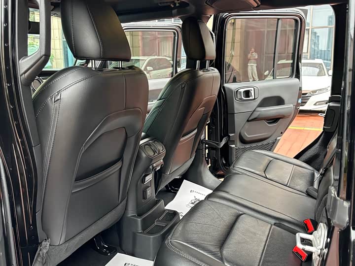 Jeep Wrangler 2022 2022款 2.0T 高地四门版