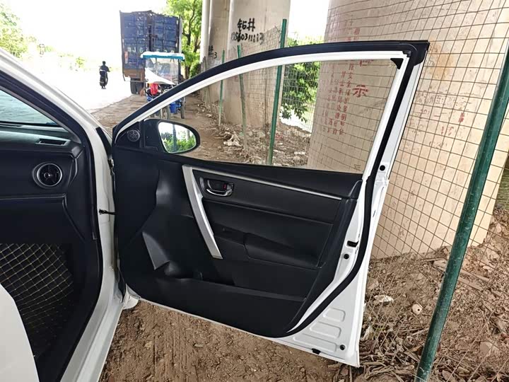 Toyota Corolla Hybrid 2019 2019款 1.8L E-CVT领先版