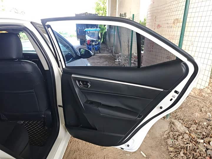 Toyota Corolla Hybrid 2019 2019款 1.8L E-CVT领先版