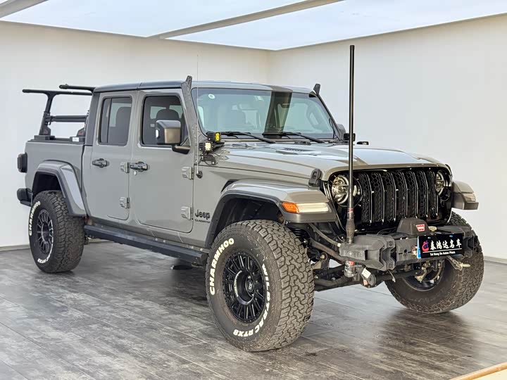Jeep Gladiator 2022 2022款 3.6L 先行版